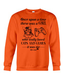 A Girl Who Really Loved Cats And Games - Unisex Long Sleeve - Sweatshirt