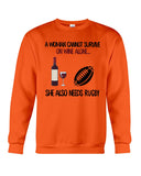 A Woman Needs Wine And Rugby Limited Classic T-Shirt - Sweatshirt - Unisex Tank Top