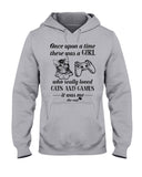 A Girl Who Really Loved Cats And Games - Hoodie - Guys V-Neck