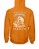 Never Underestimate A March Old Man Limited Classic T-Shirt - Hoodie