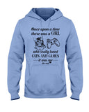 A Girl Who Really Loved Cats And Games - Hoodie - Guys V-Neck