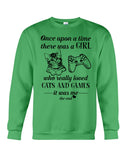 A Girl Who Really Loved Cats And Games - Unisex Long Sleeve - Sweatshirt