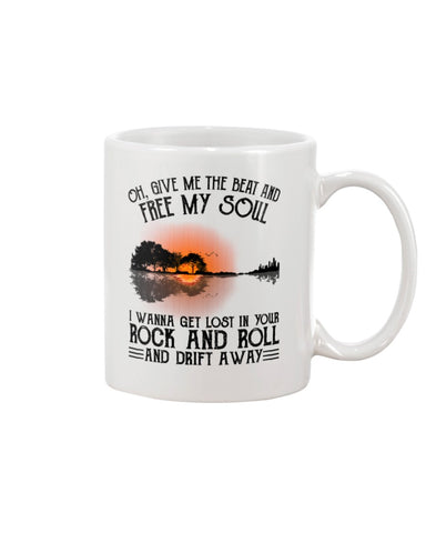 Free My Sould In Your Rock And Roll Limited Classic T-Shirt - Mug